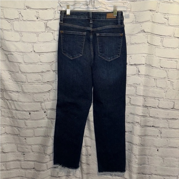 Judy Blue Women’s Denim Jeans Sz 0/24 Cropped Straight Leg Raw Hem Mid Rise - Picture 3 of 4